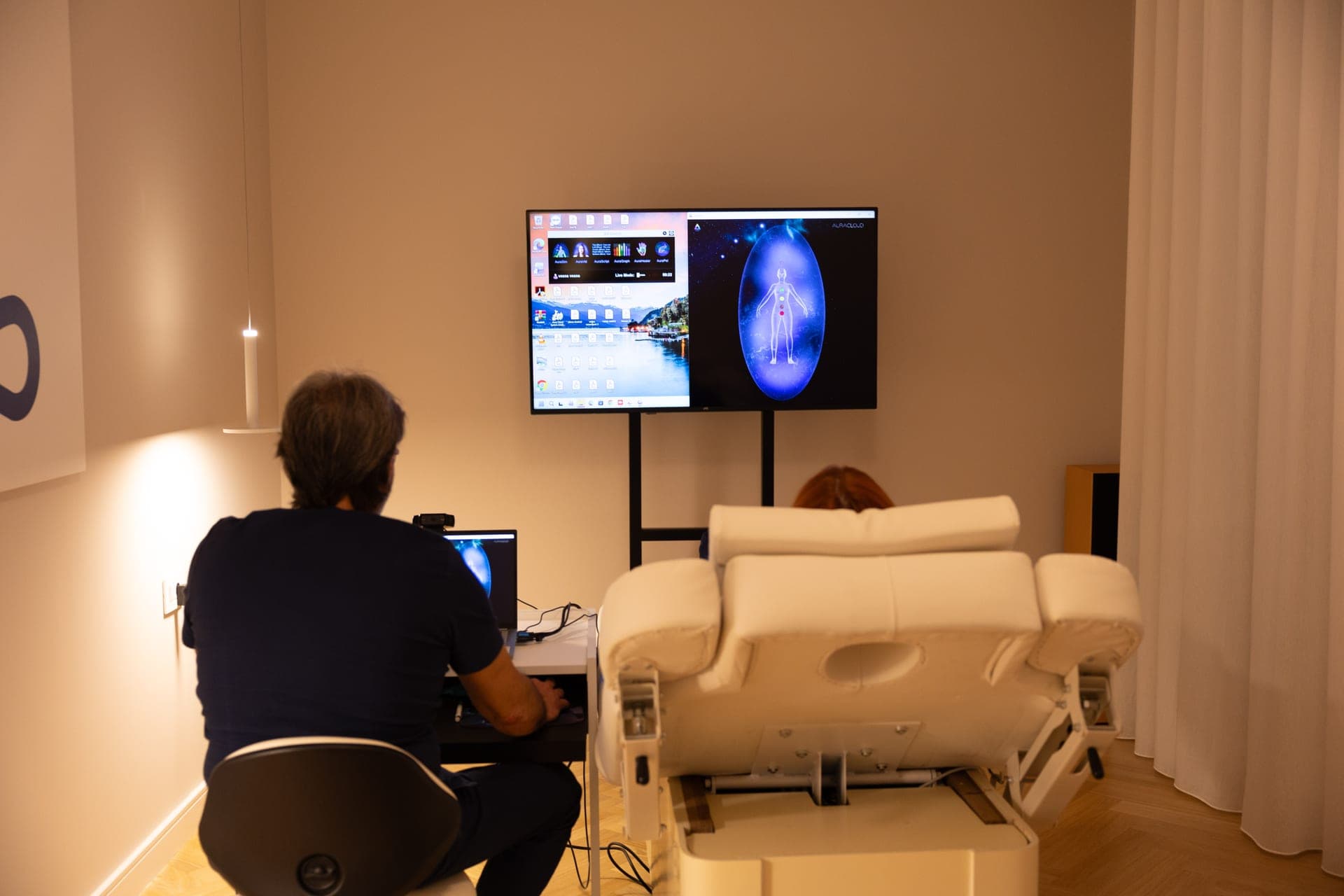 Uređaj za snimanje elektromagnetnog polja